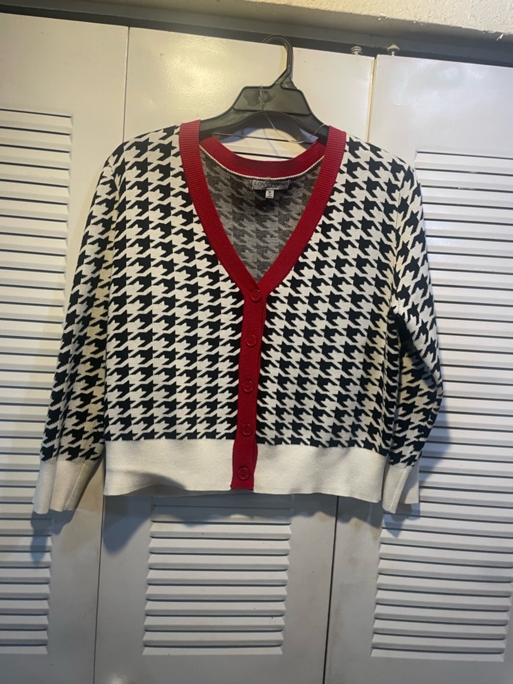 Love Trend Red & White Houndstooth Cardigan with Red Trim